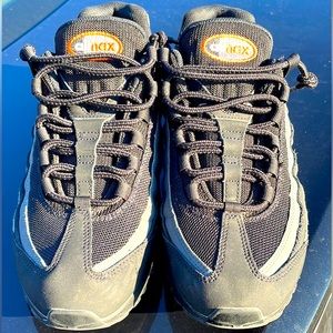 Nike Mens Air max 95 black safety orange